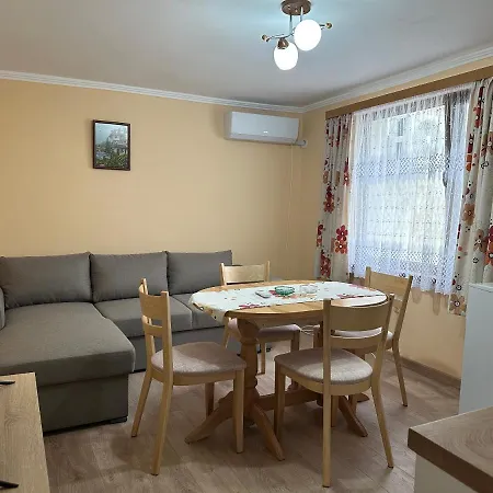 Sea Lena Apartament *